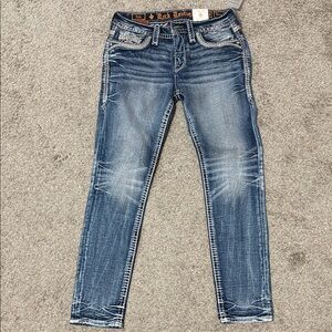 Women’s Rock Revival easy skinny jeans